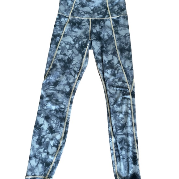 Athleta Powervita Blue Tie Dye Salutation 7/8 Ankle Tight Legging SZ XS - Picture 3 of 7